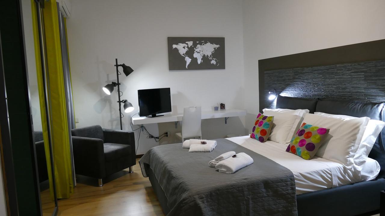 B&B Fusorario Catania Exterior photo